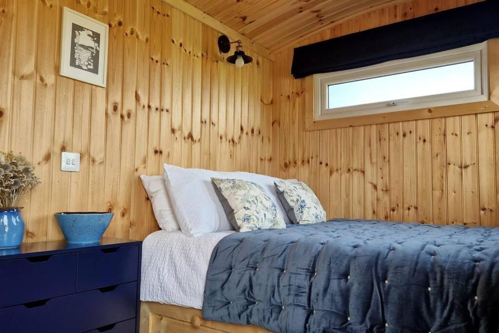 The Shepherd'S Hut @ Innlands Kilmaluag Εξωτερικό φωτογραφία